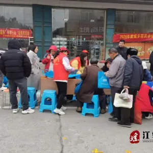 江华：家庭医生签约“冬季行动”温暖人心